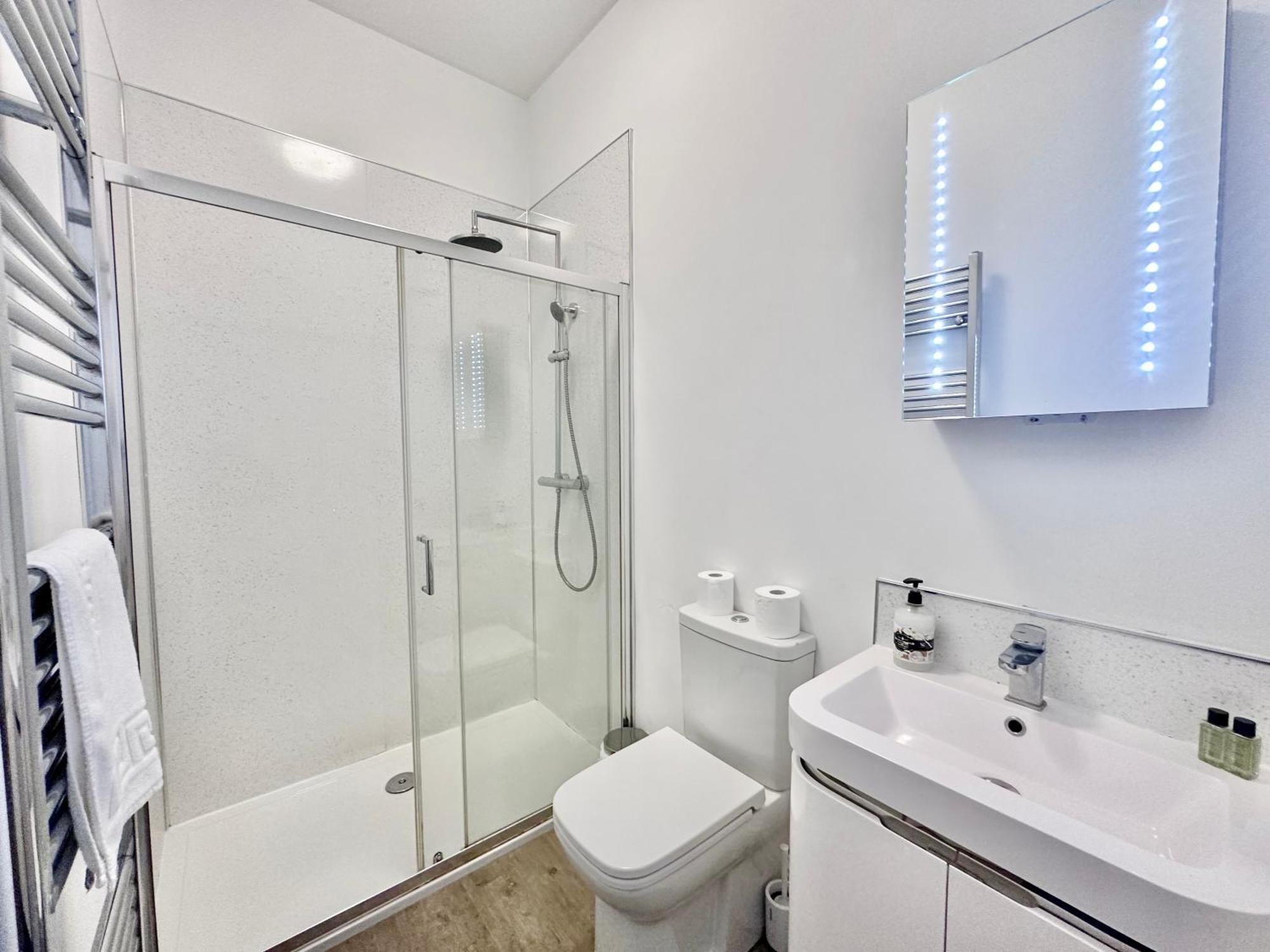 Апартаменти Clifford'S Reach At Bluebridge Court With Free Parking Йорк Екстер'єр фото